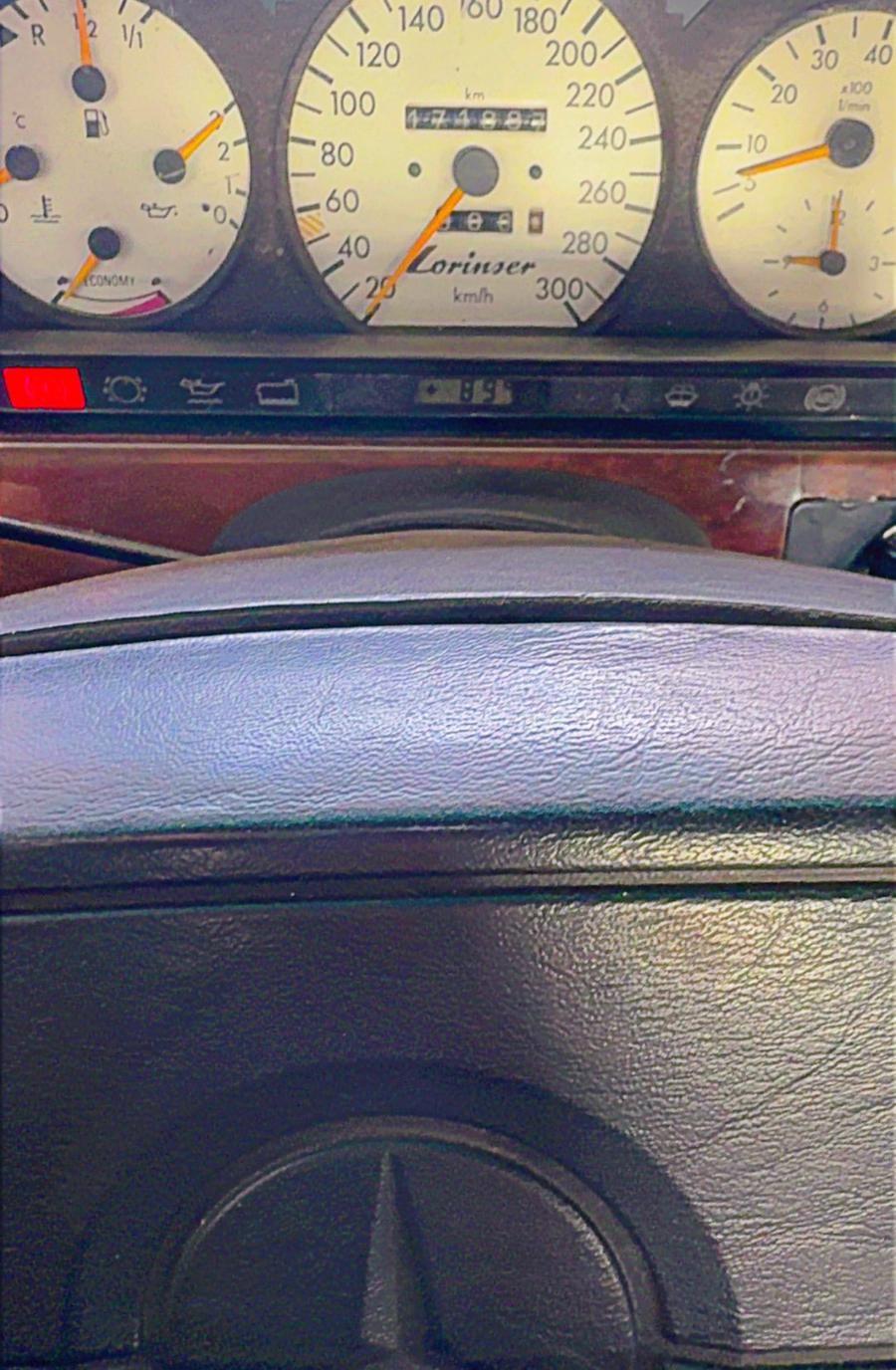 مرسيدس بنز 1990