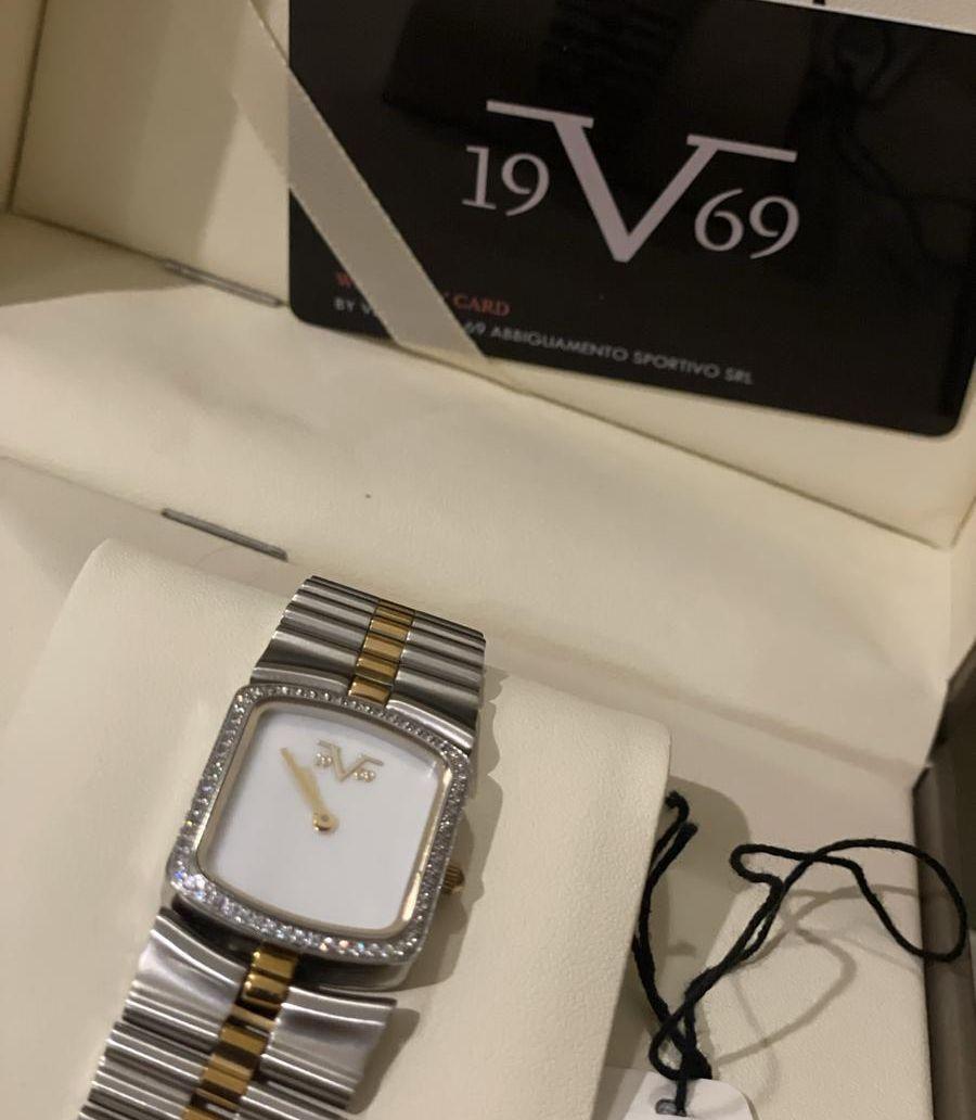 ساعة ماركة