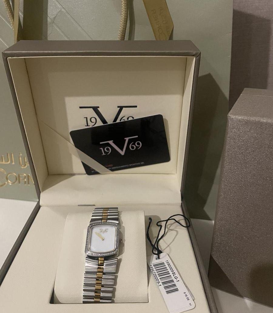 ساعة ماركة