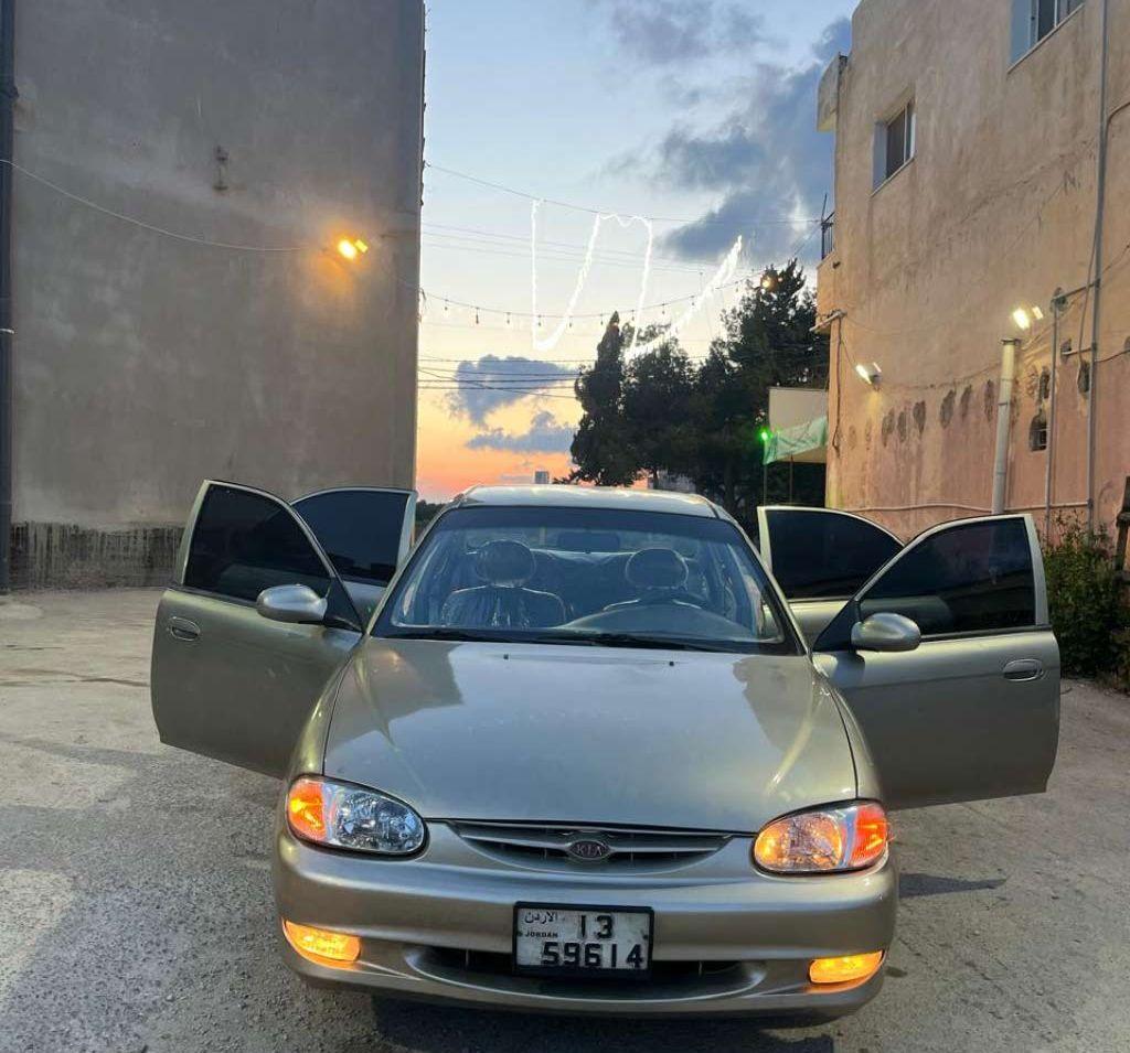 1999, كيا, سيفيا,