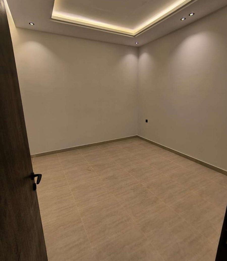 ادوار فاخرة للبيع
