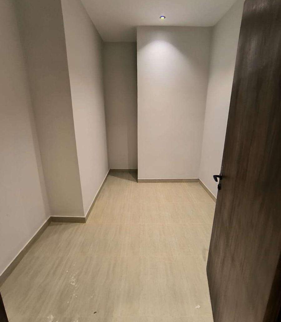 ادوار فاخرة للبيع