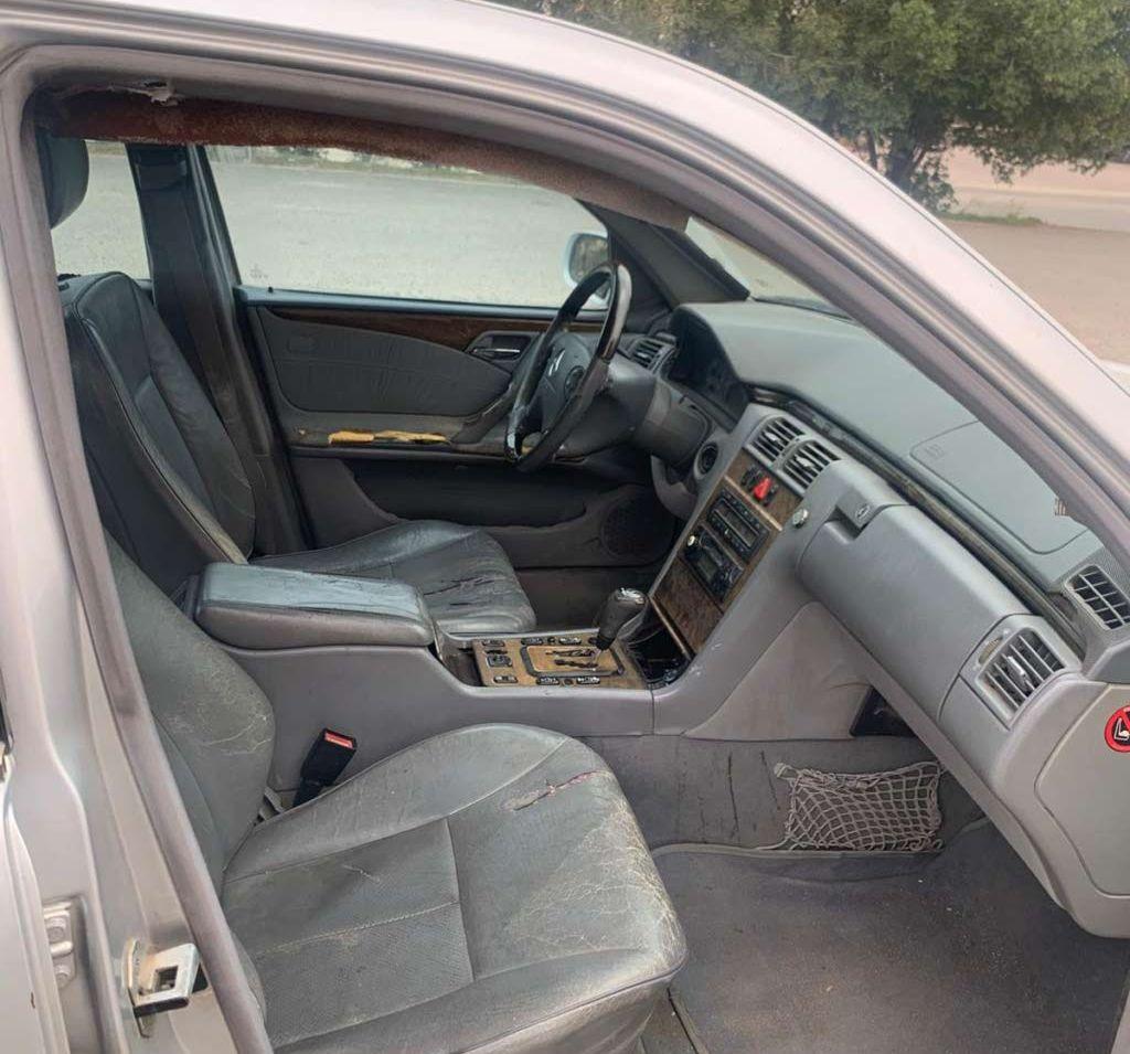 2000 مرسيدس بنز