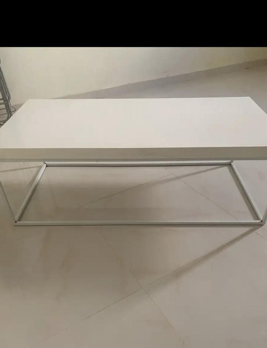 طاوله هوم بوكس