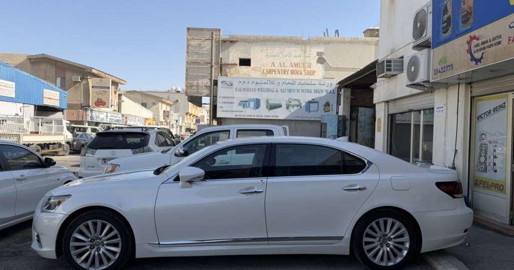 2014 لكزس LS