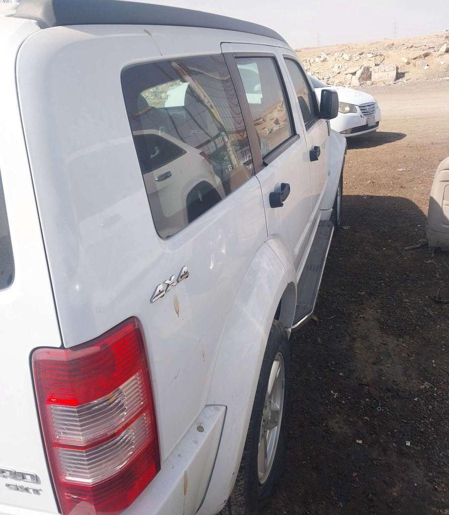 قطع غيار دوج