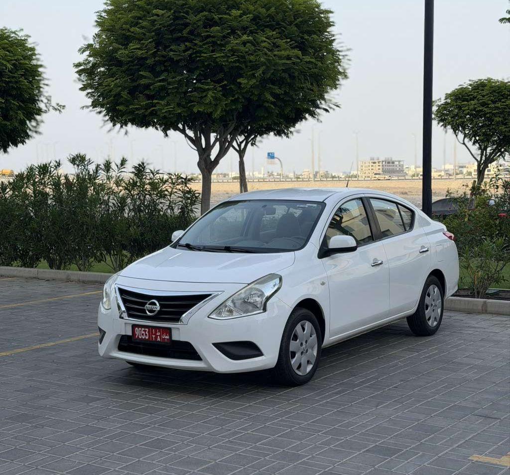 2022 نيسان صني
