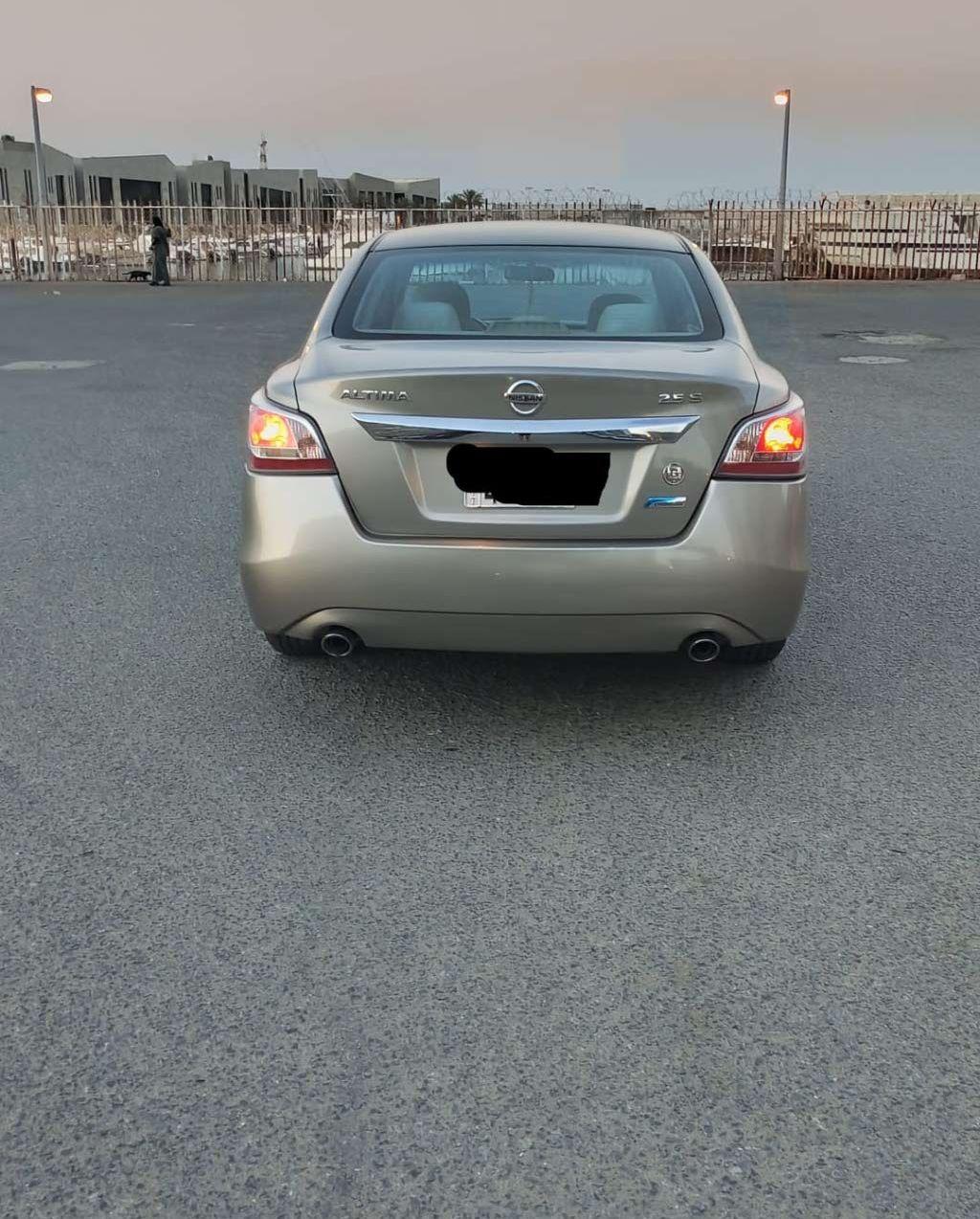 2016 نيسان التيما