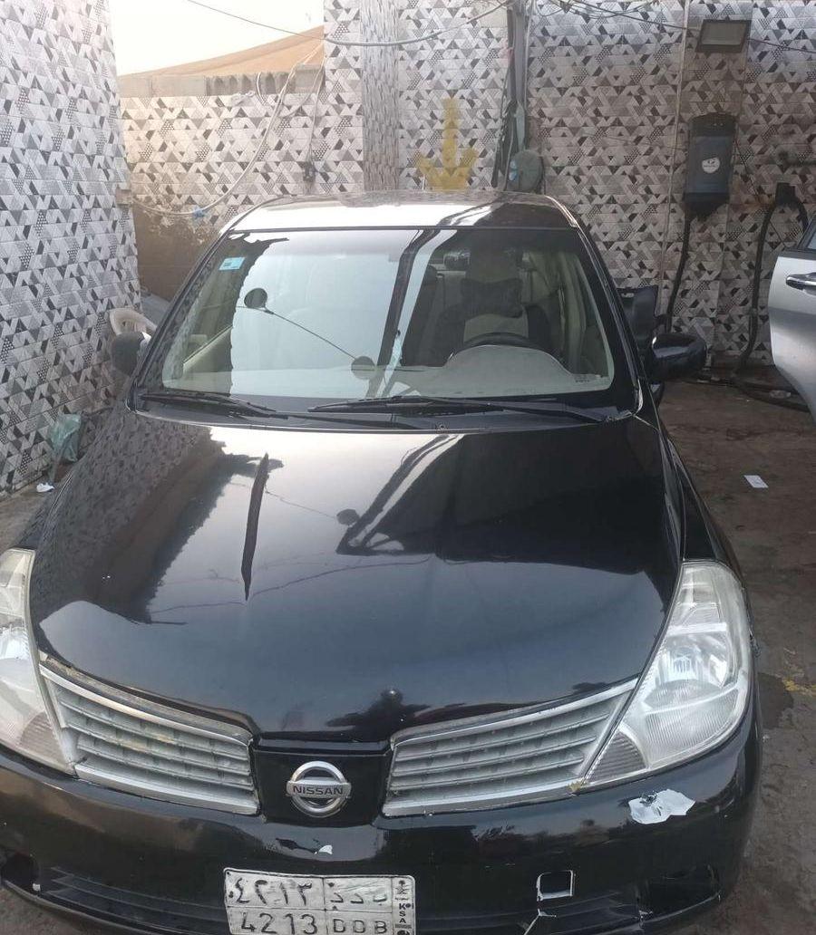 Nissan tiida 2007