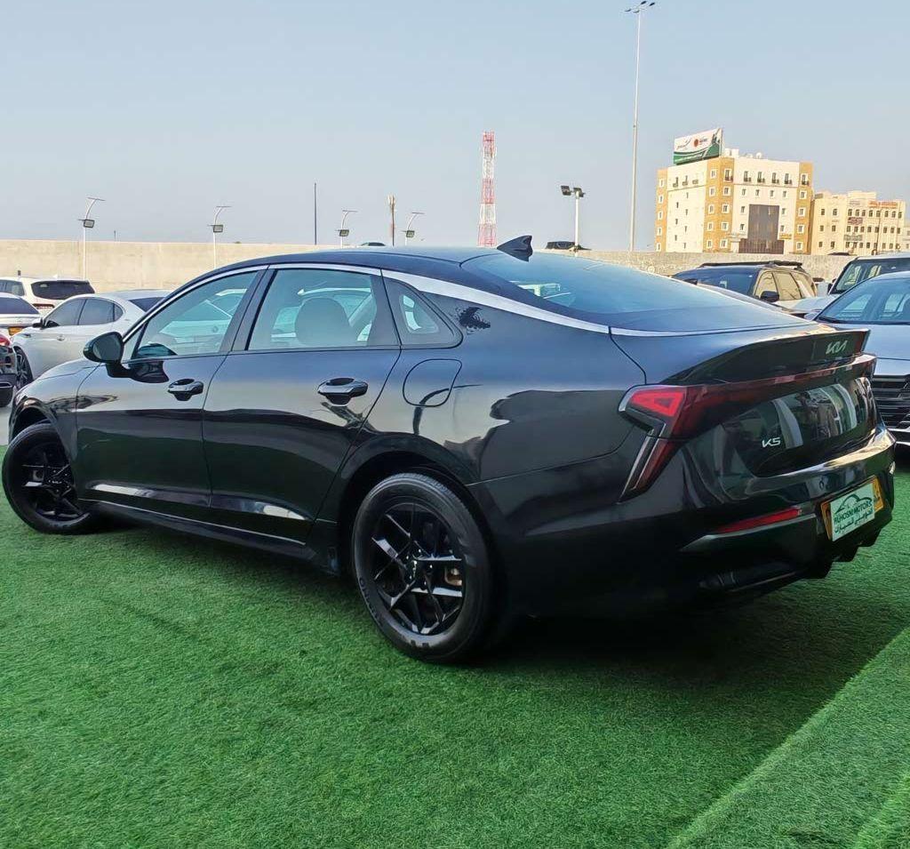 2025 كيا K5