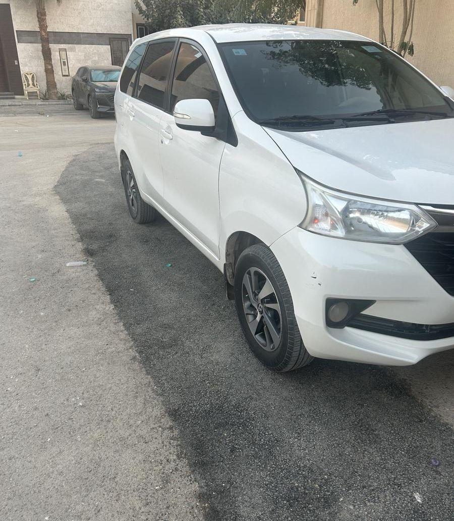 تويوتا افانزا 2017