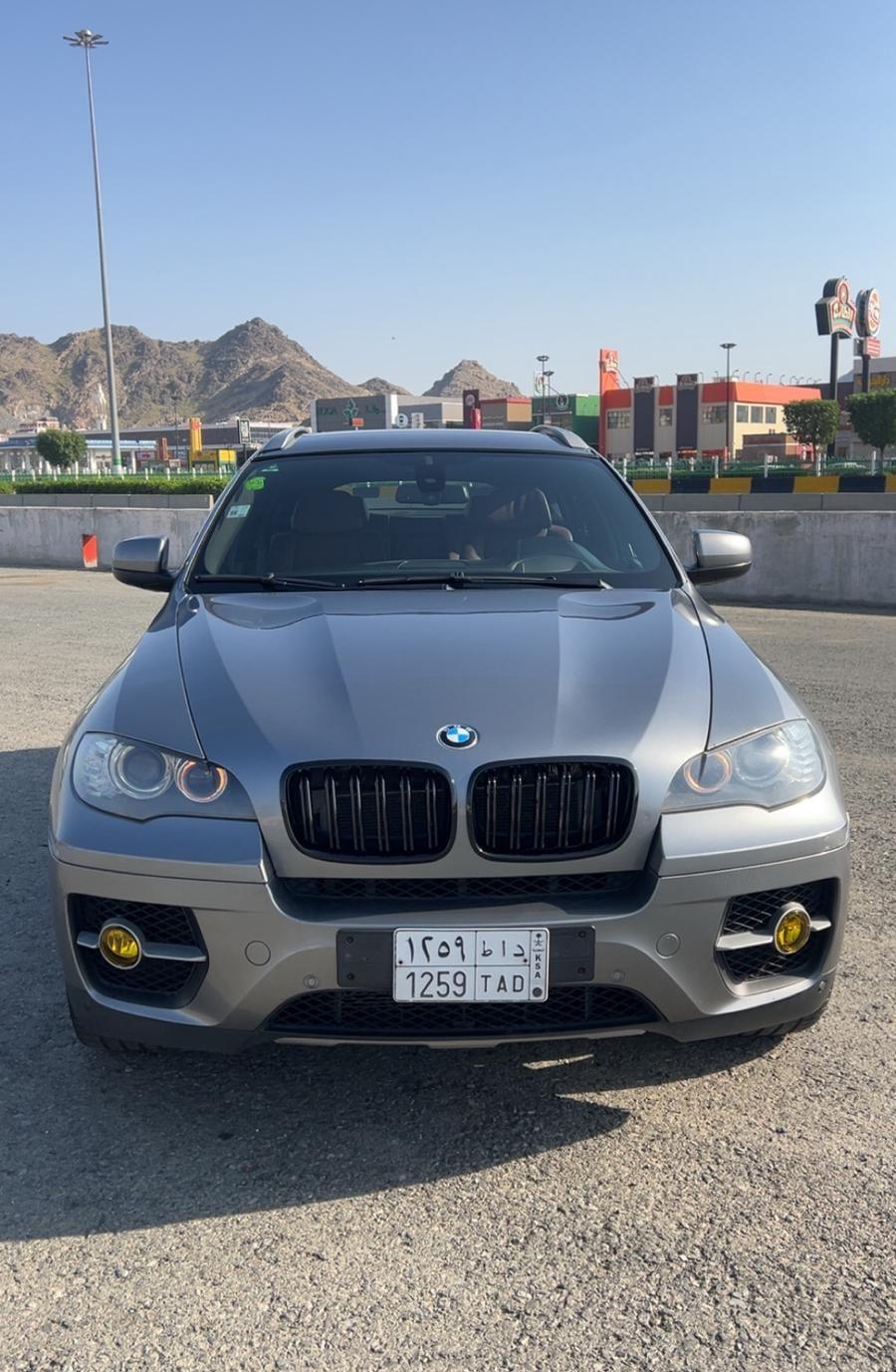 BMW X6 4.4