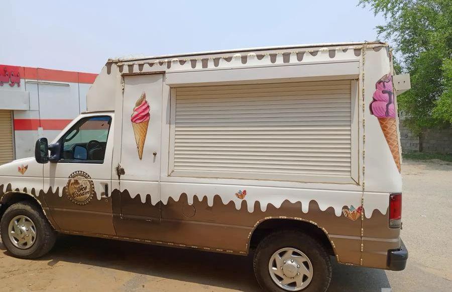 فورد سيارة ايس
