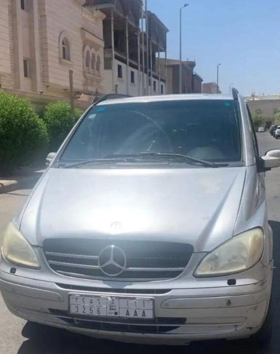 مرسيدس فان