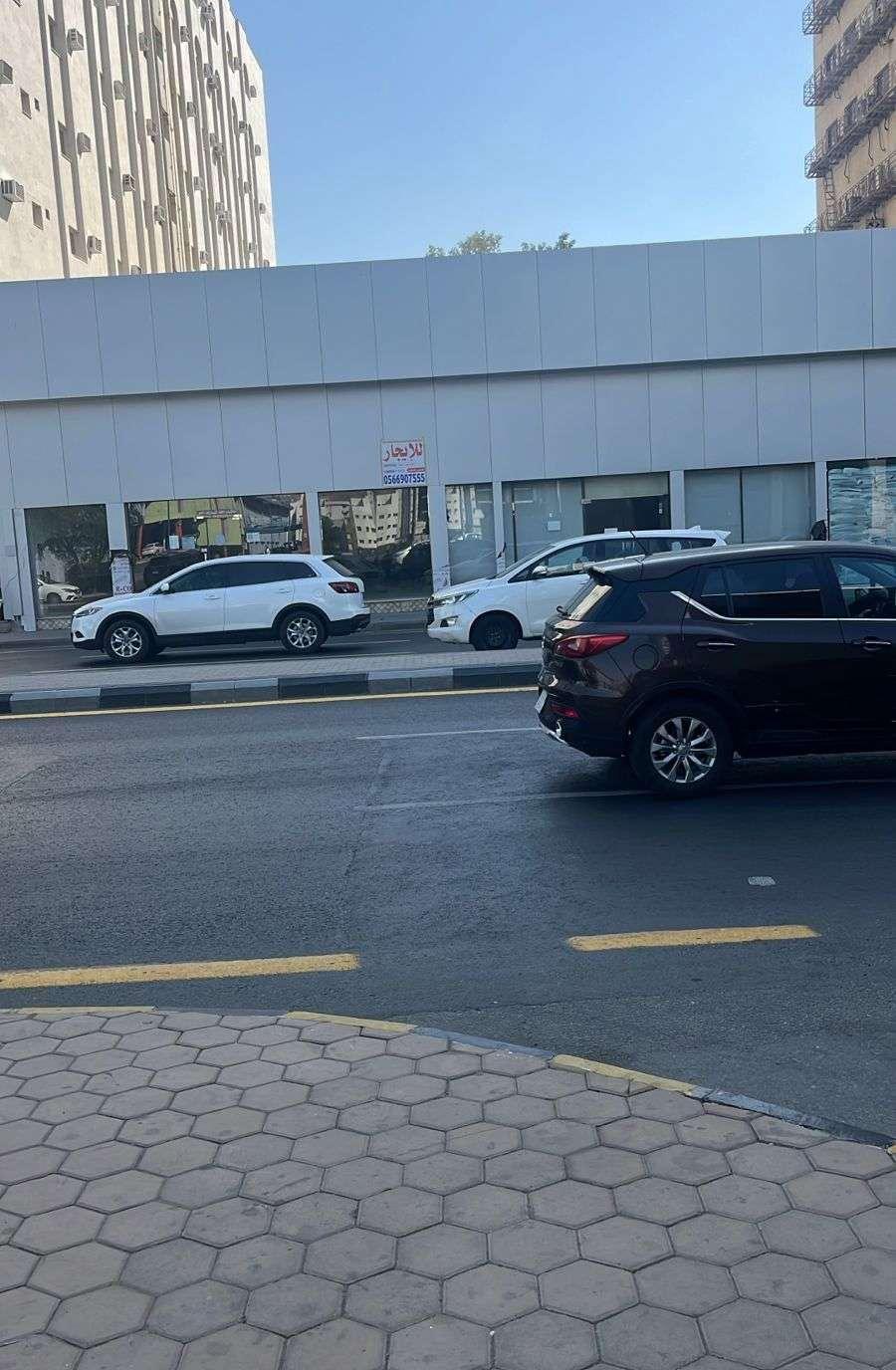 محلات معارض للايجار