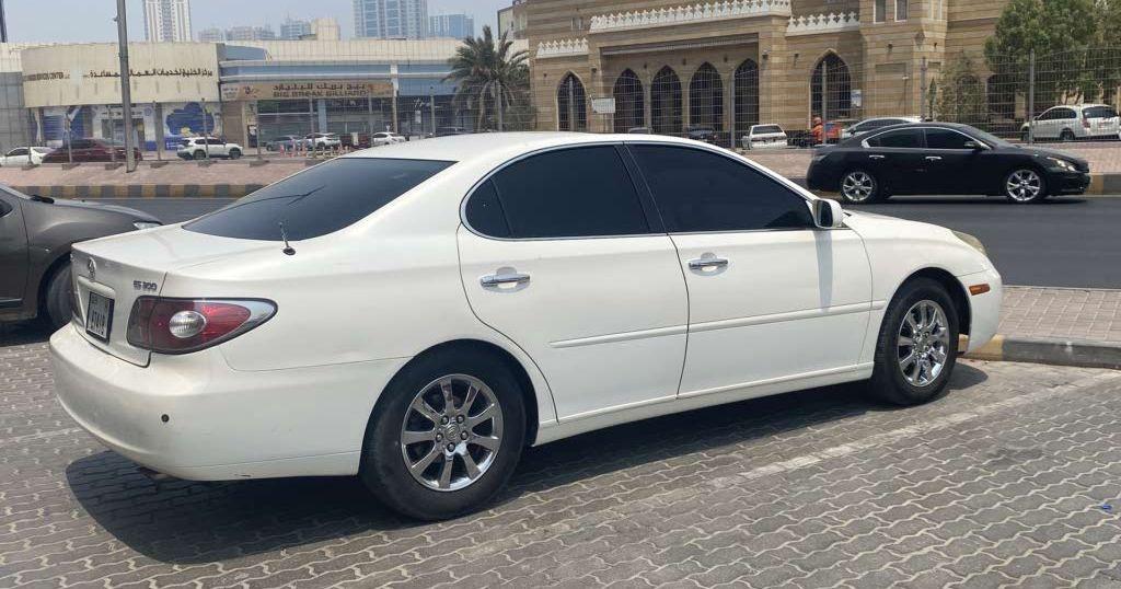 2004 لكزس ES