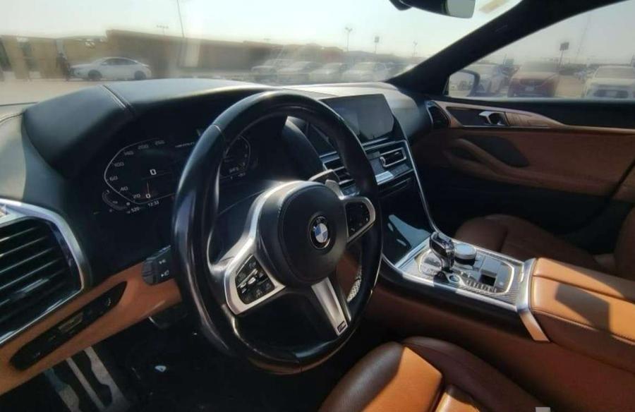 BMW 850I V8