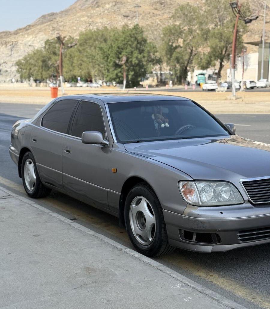 لكزس ls400 موديل