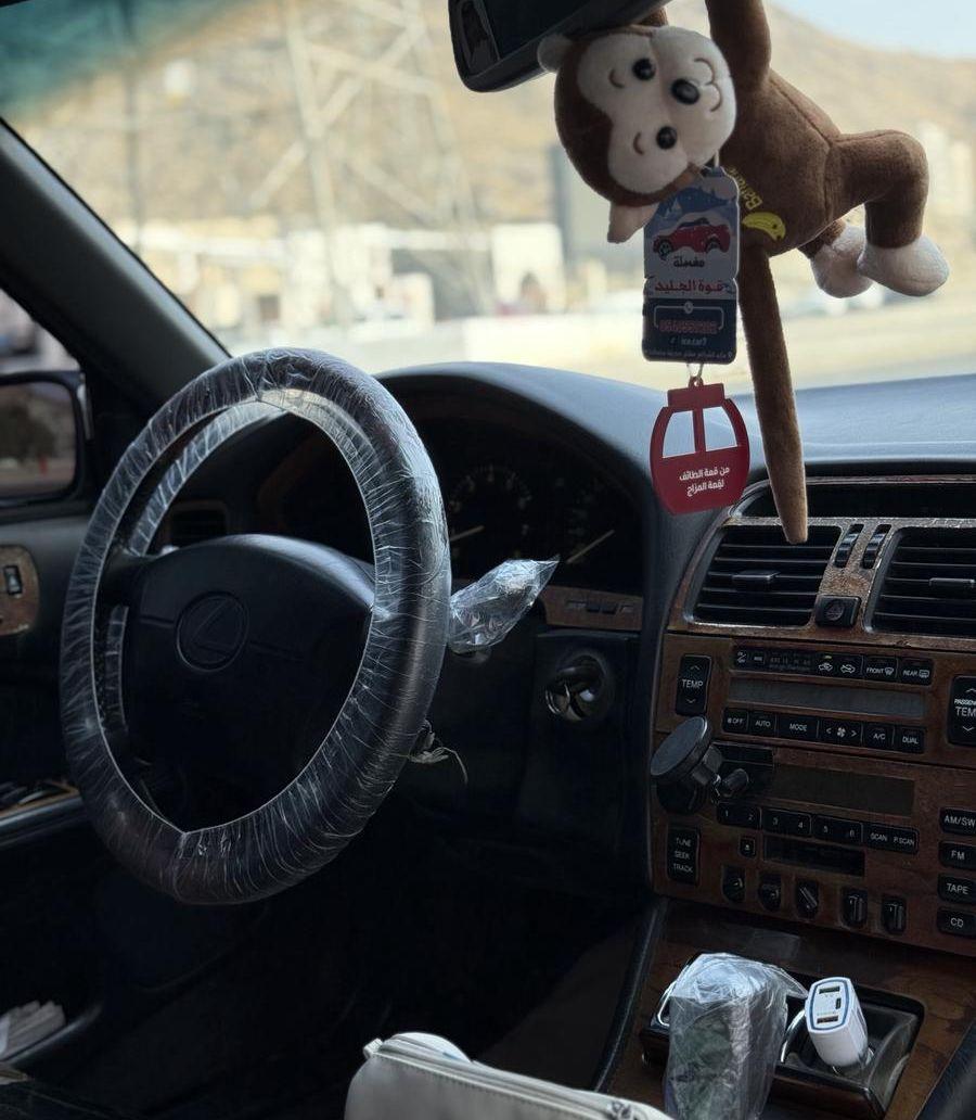 لكزس ls400 موديل
