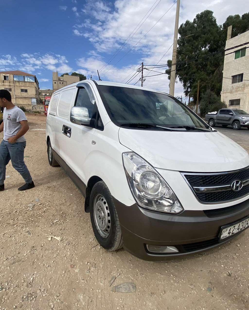 2011, هيونداي, H1,
