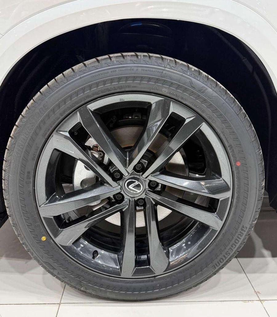 لكزس NX 350
