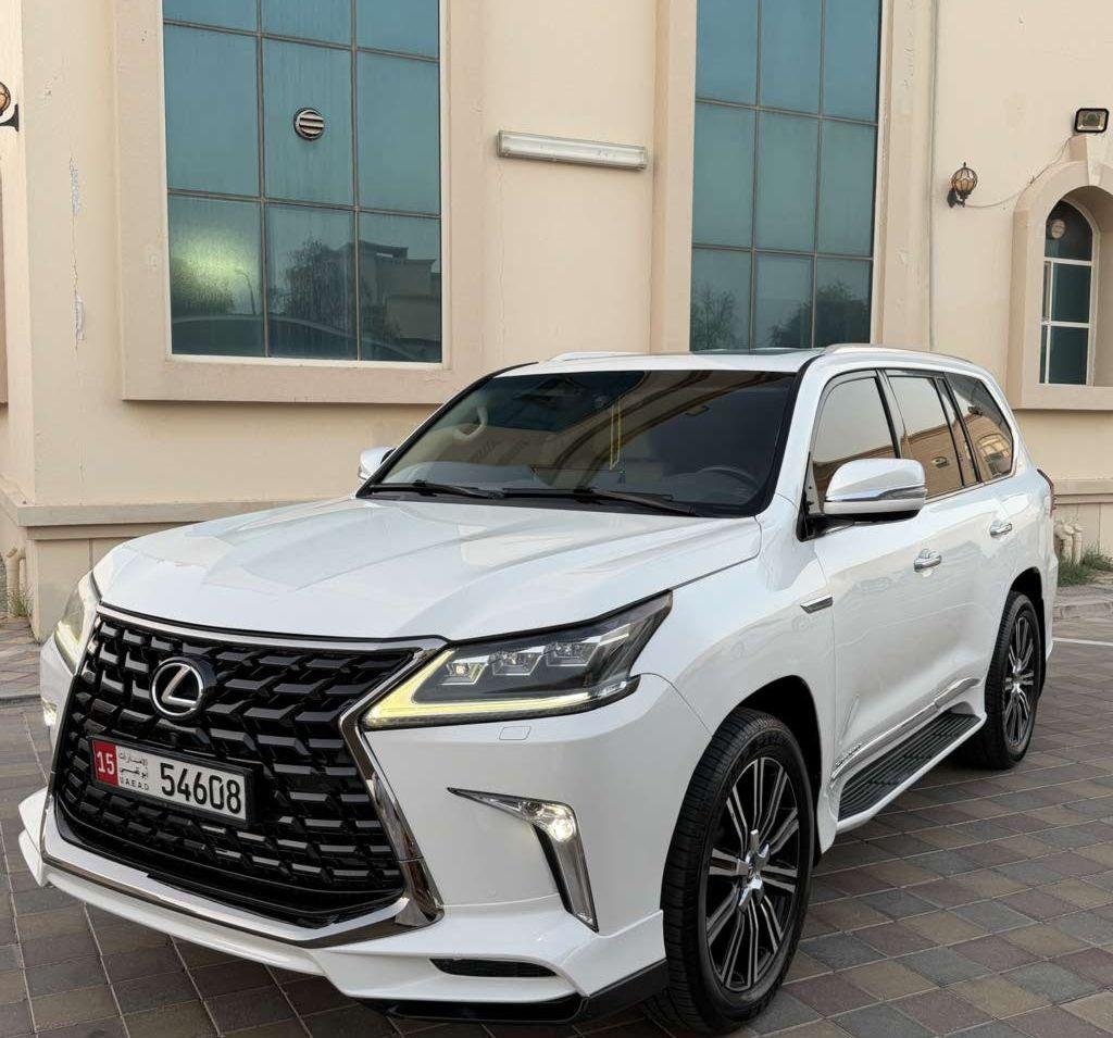 2021 لكزس LX