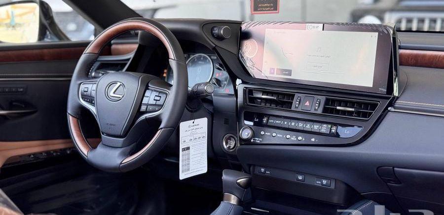 متوفر لكزس ES350