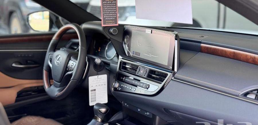 متوفر لكزس ES350