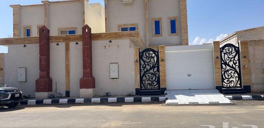 فلا