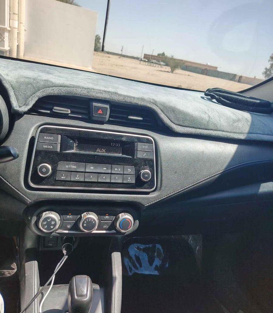 سيارة نيسان صني