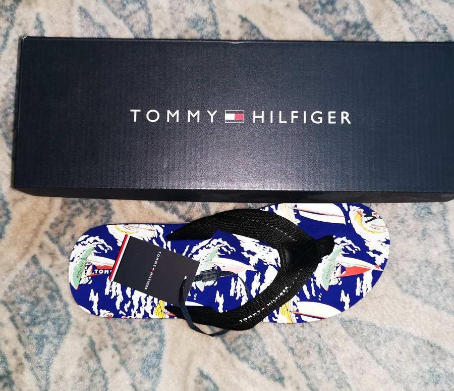 tommy hilfiger شبشب