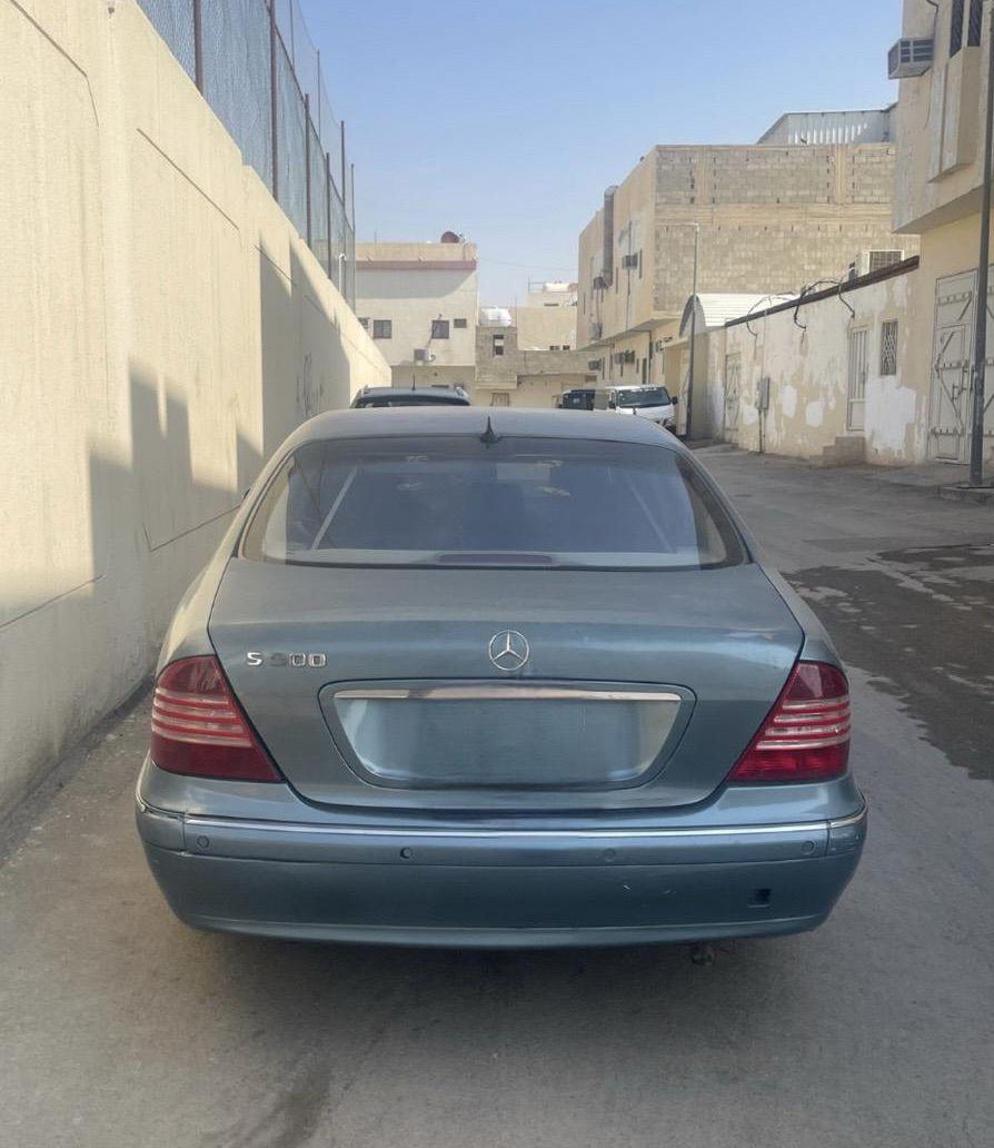 مرسيدس بينز 2001