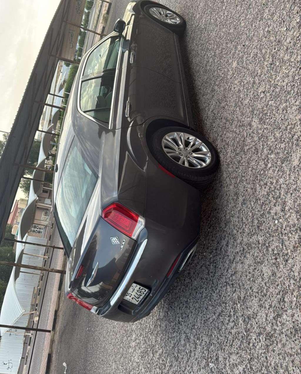 2018 كرايسلر 300