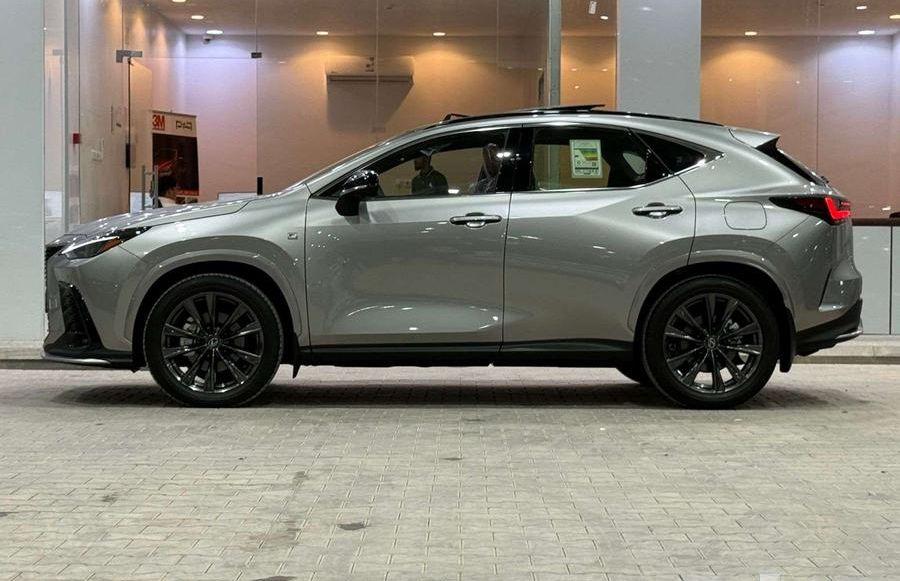 لكزس NX 350