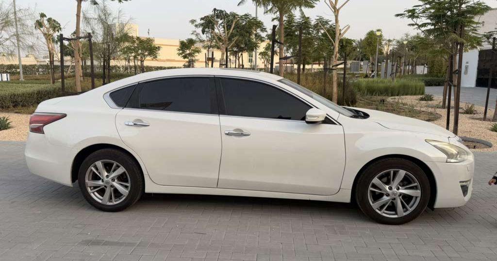 2015 نيسان التيما