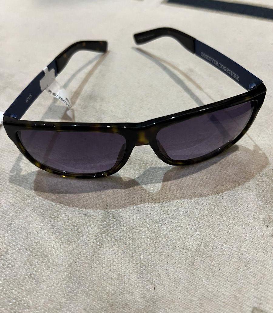 نظارة بوسBoss اصليه