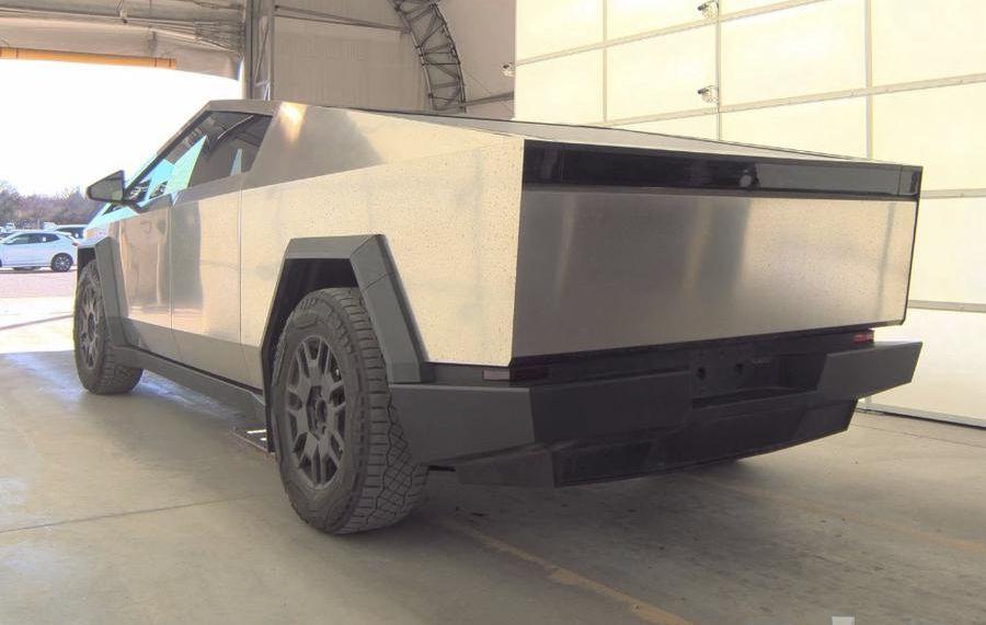 Tesla Cybertruck 2024