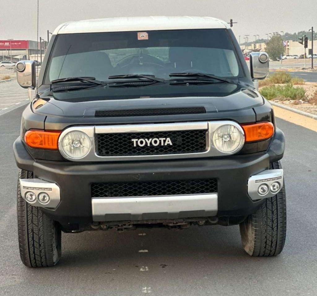2013 تويوتا FJ