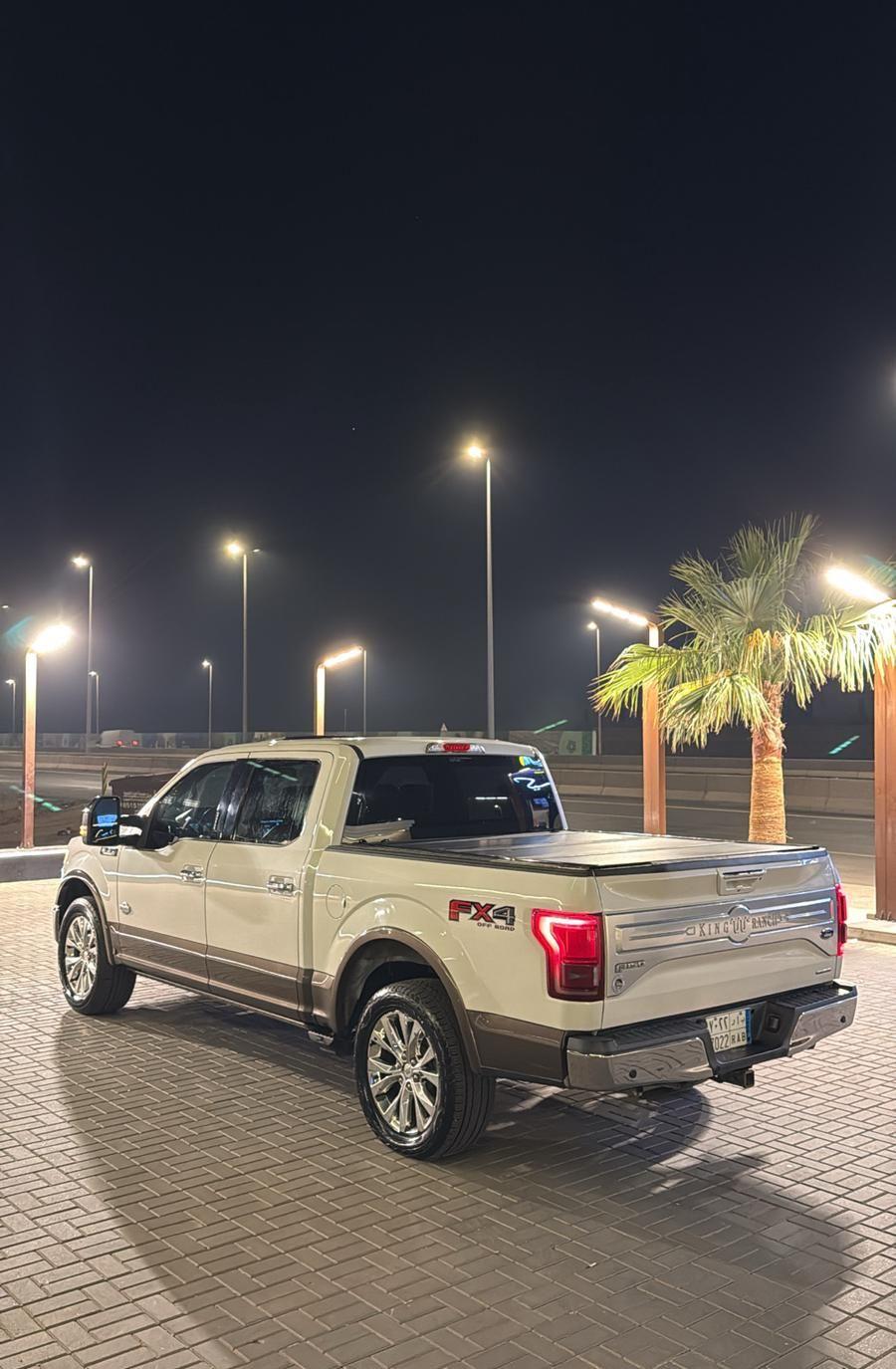 فورد F150 كينق
