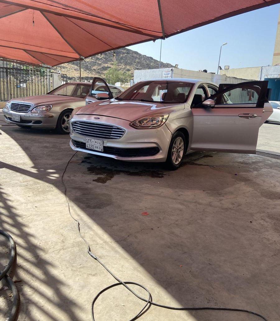 فورد إسكورت ستاندر