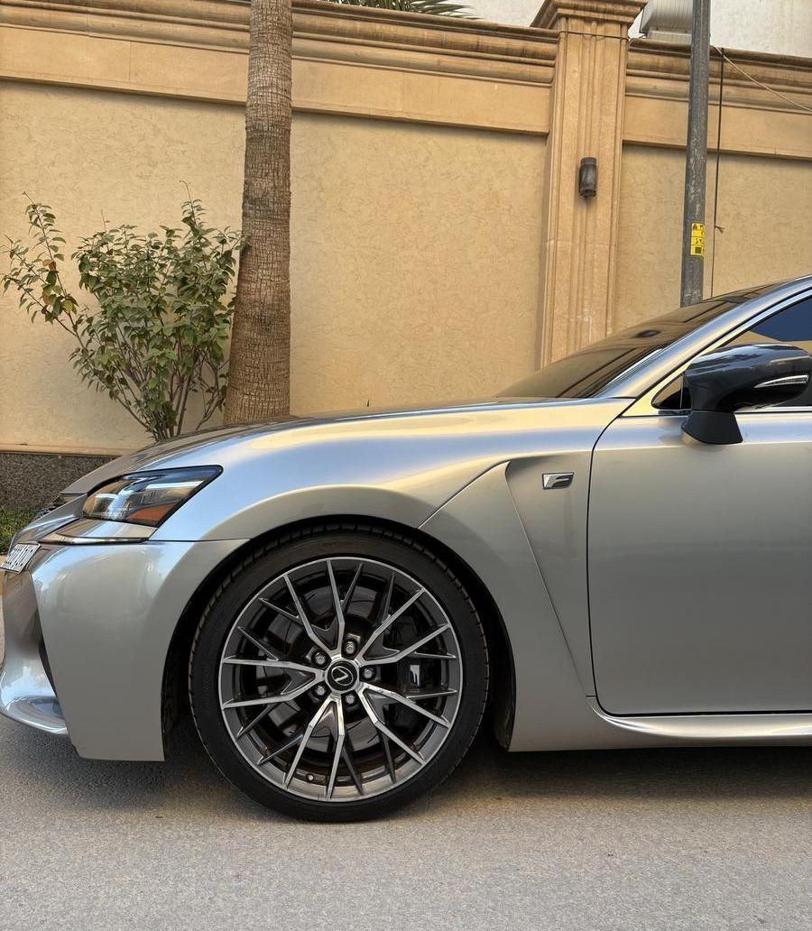 Lexus GSF V8