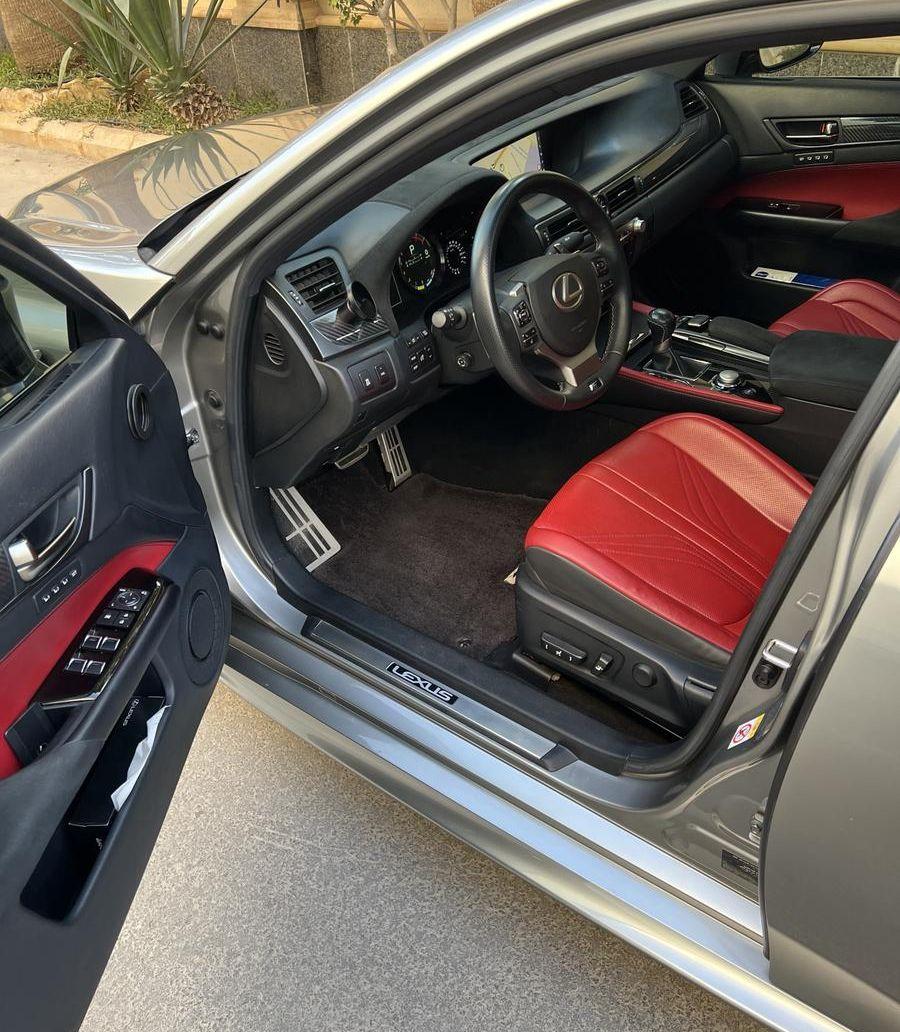 Lexus GSF V8