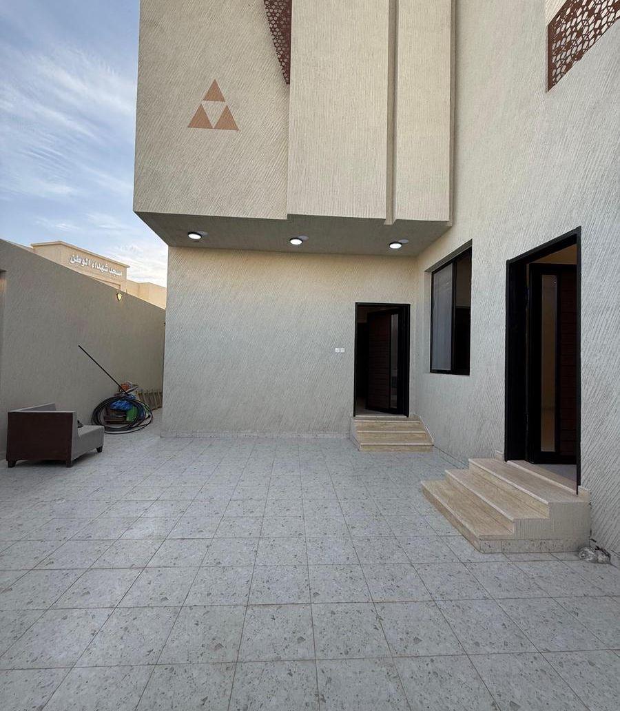 للبيع فلل دبلوكس