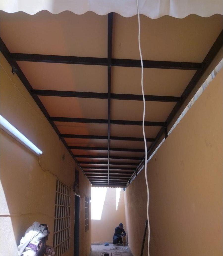 حداد مستودعات سندويش