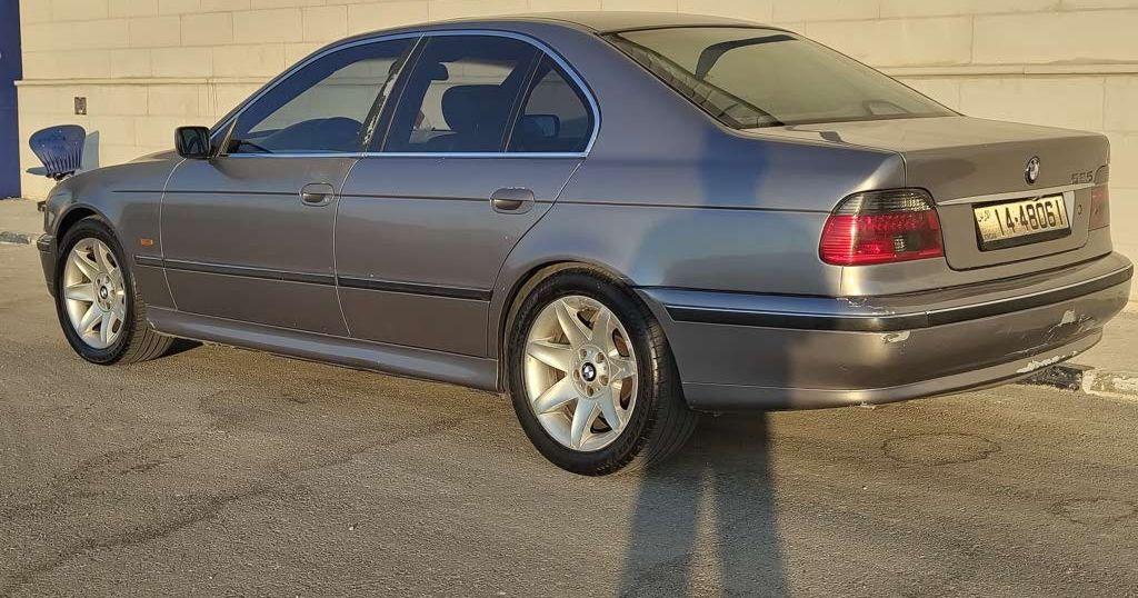 1999, بي ام