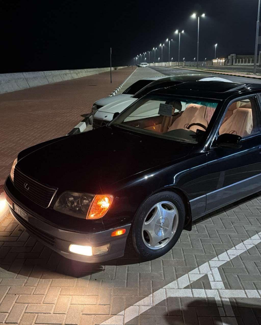 1998 لكزس LS