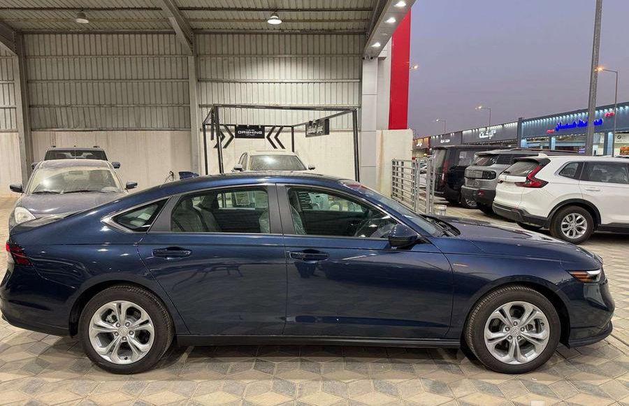هوندا اكورد LX