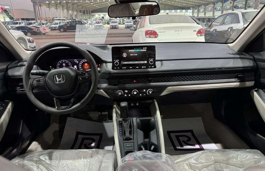 هوندا اكورد LX