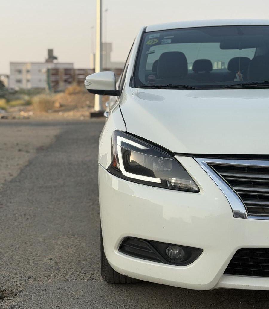 نيسان سنترا 2015