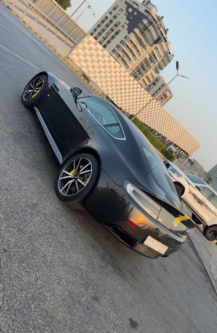 aston martin vantage